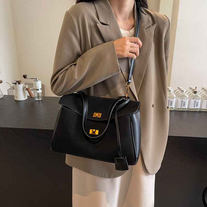 Libby | Minimalist Luxurious Soft Leather Handbag