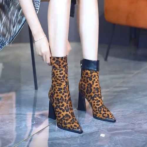 MID-HEEL LEOPARD PRINTED ANKLE BOOT