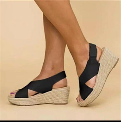 Jewel | Chic Sandals