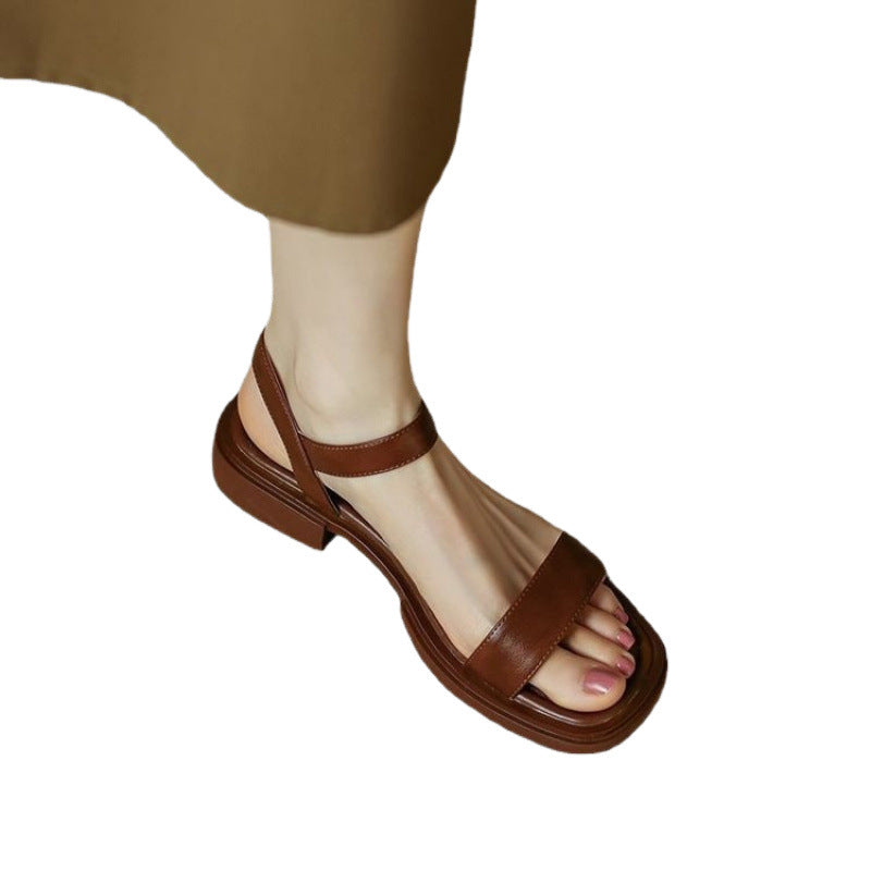 Deliana | Sophisticated Flat Sandals