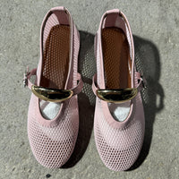 Pink mesh buckle