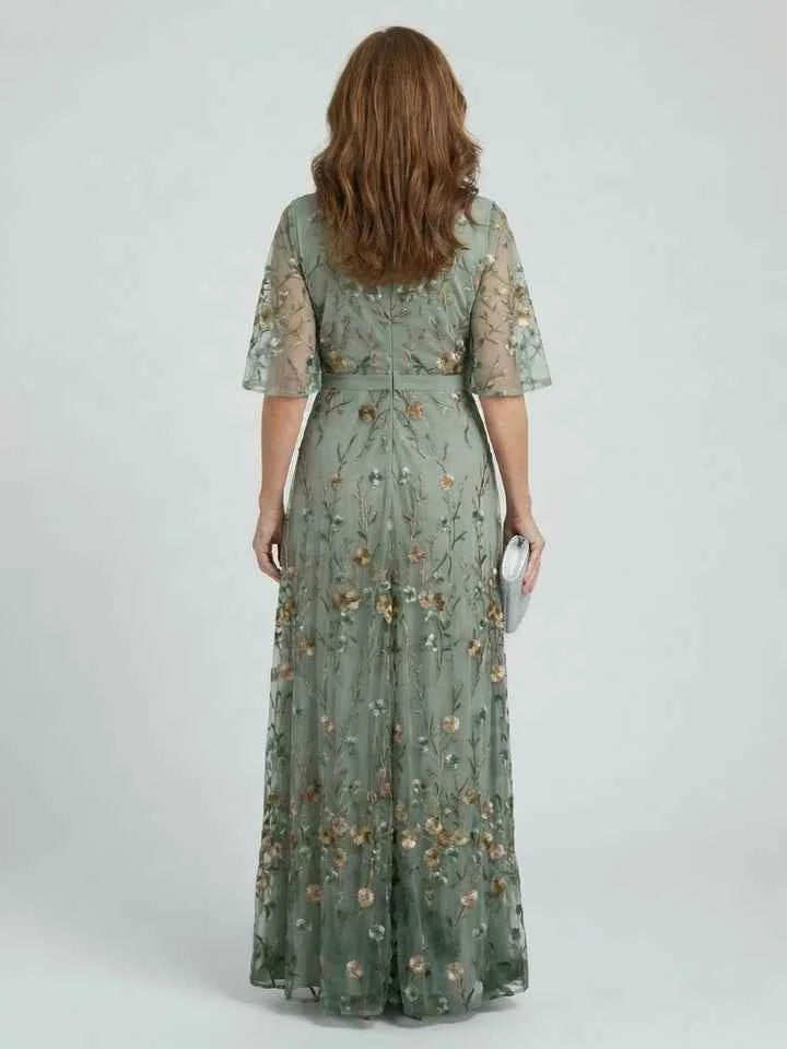 Selora | Halter Bloom Flow Maxi Dress