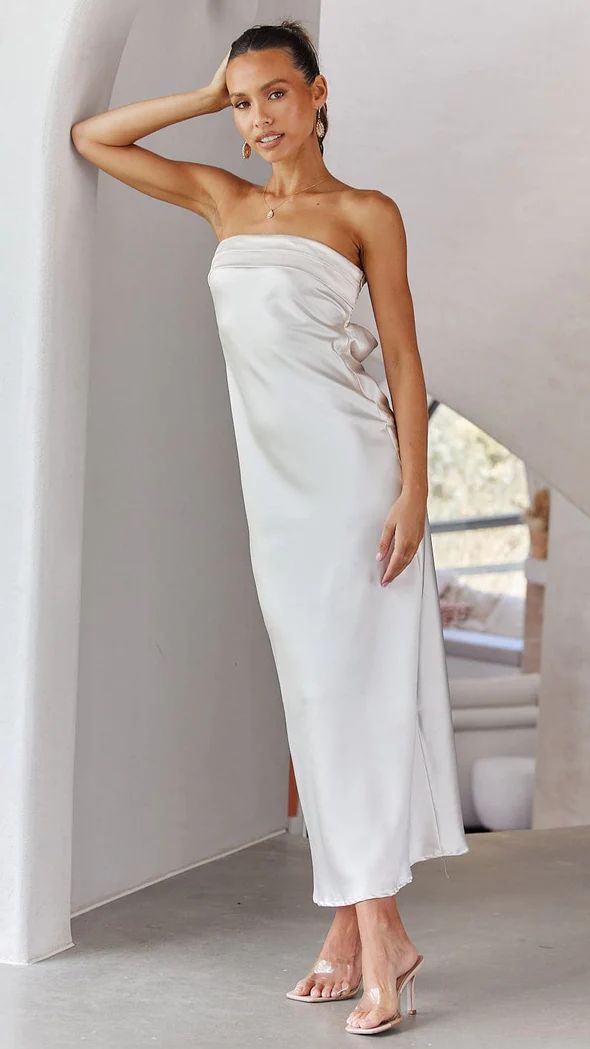 Smoge | Strapless Fitted Silhouette Midi Dress
