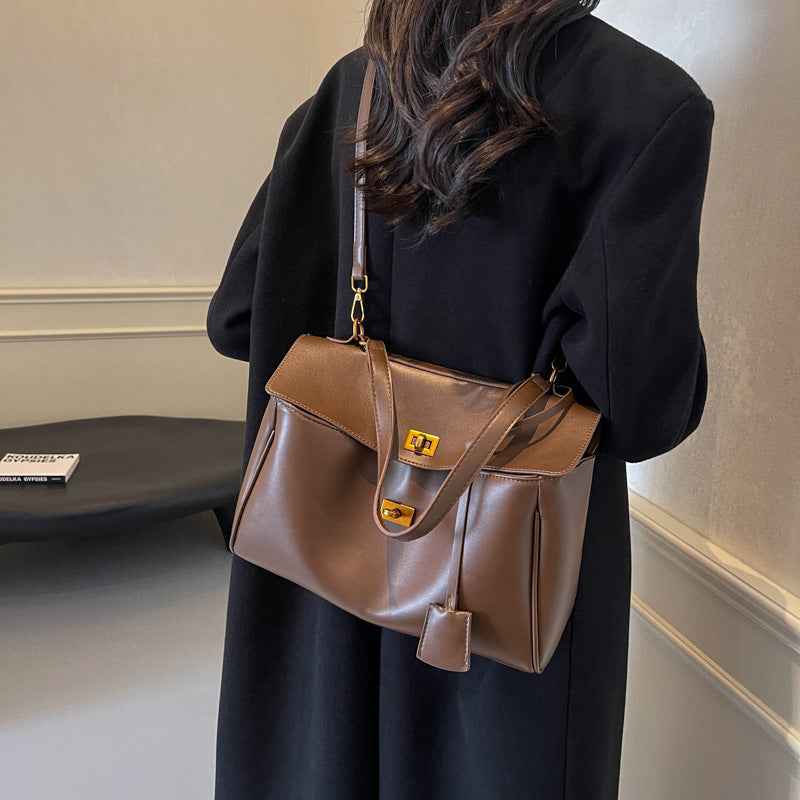Libby | Minimalist Luxurious Soft Leather Handbag