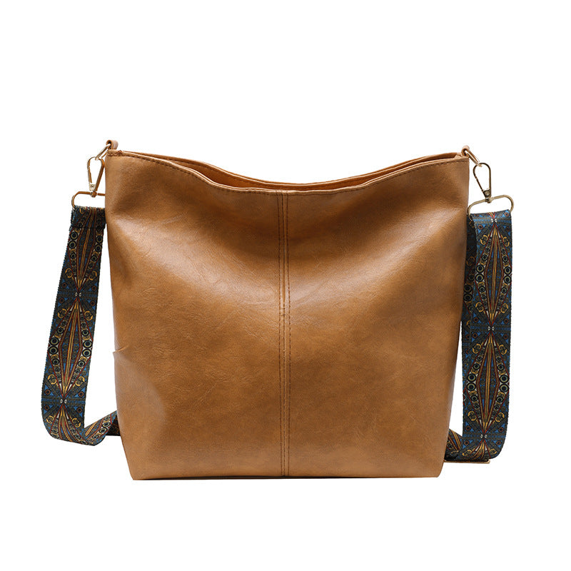 Demetra | Green lightweight PU leather bag for women