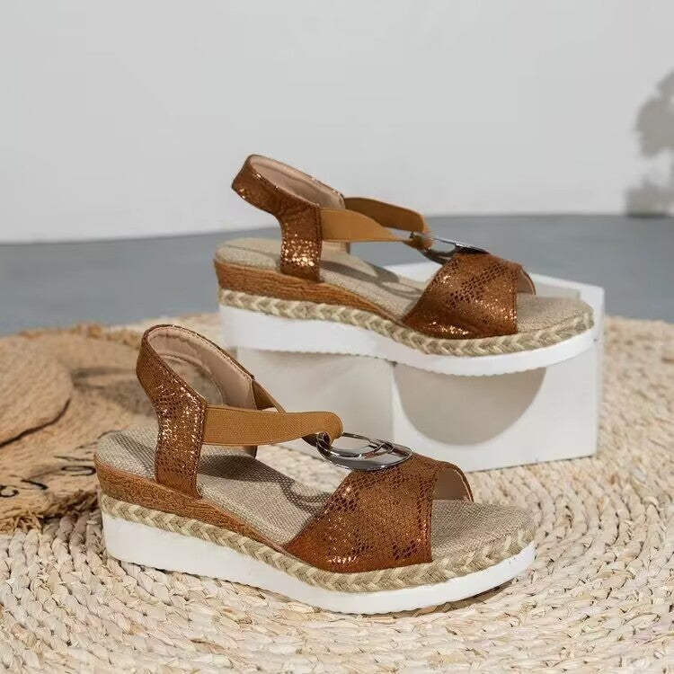 Havelin? | Elegant Buckle Wedge Sandals