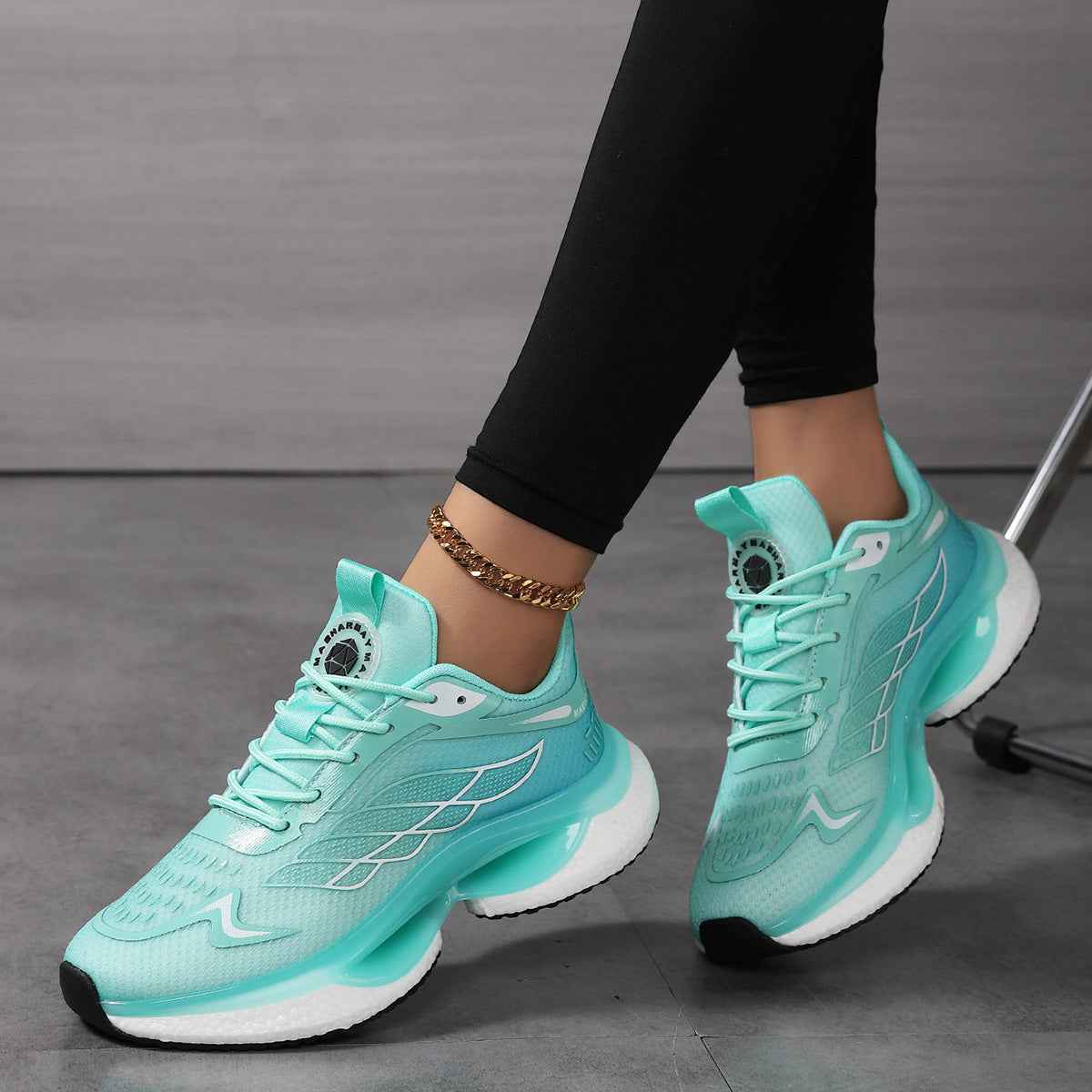 Avalance | Messa Orthopedic Sneakers