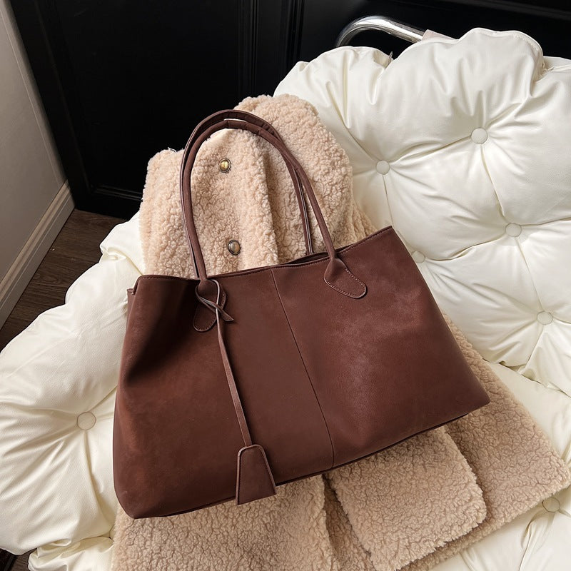 Mara Tote | Stylish companion for work & leisure