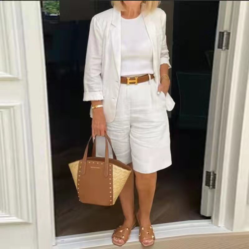 ERIN - CHIC OUTFIT