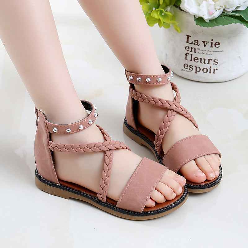 Deliana | Sophisticated Flat Sandals