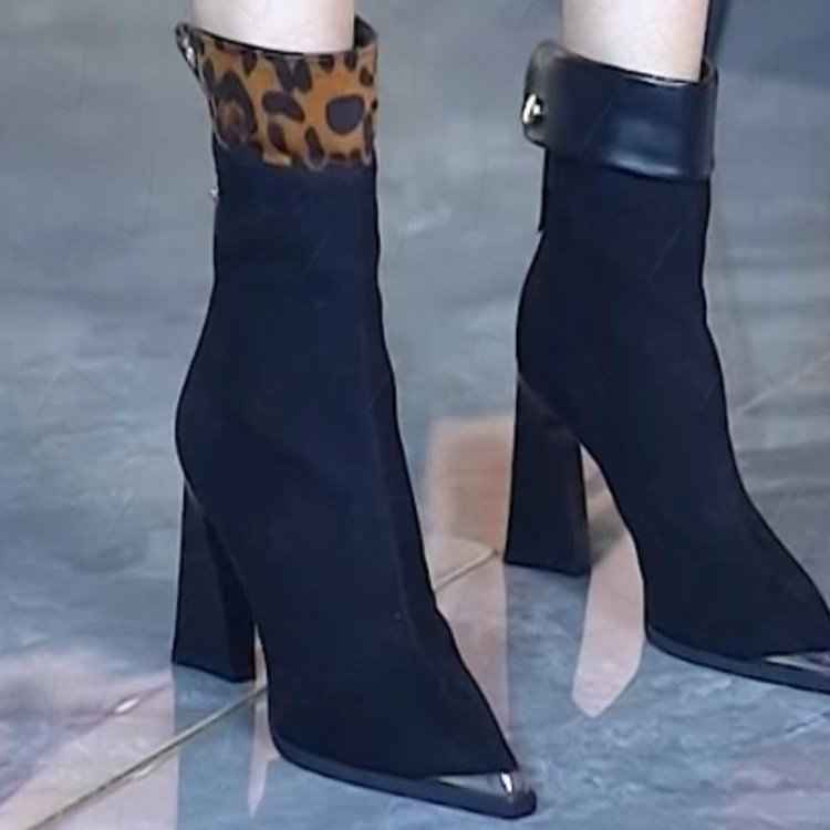 MID-HEEL LEOPARD PRINTED ANKLE BOOT
